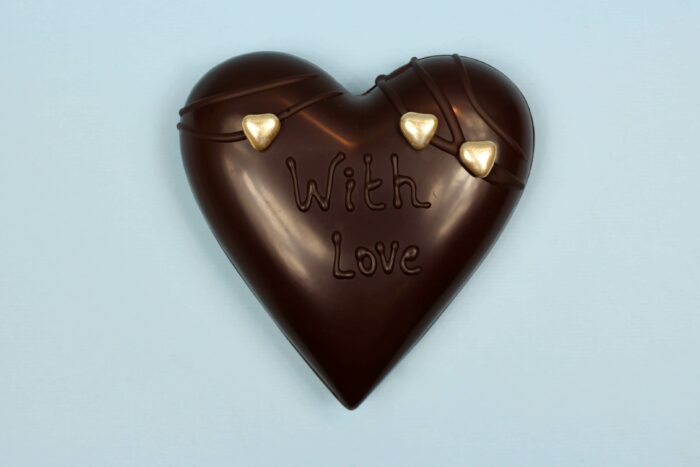 hd ghent matroeska heart dark chocolate valentine 2021 set of tree one and two in tree closed