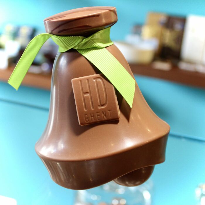 hilde devolder chocolatier easter 2021 easter clock dark chocolate 15 cm