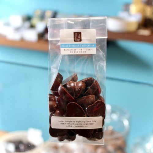hilde devolder chocolatier hearts peru 70 organic fair trade with long pepper from bali