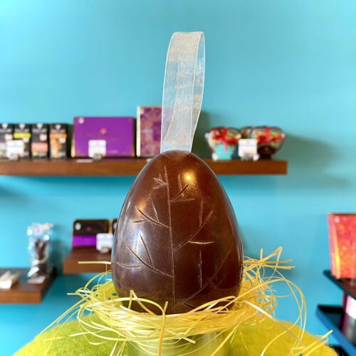 hilde devolder chocolatier easter egg with engraving dark chocolate 10 cm 2024