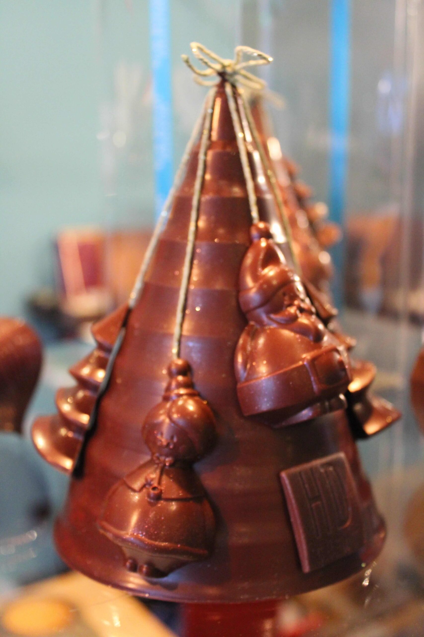 hilde devolder chocolatier dark chocolate christmas 2023
